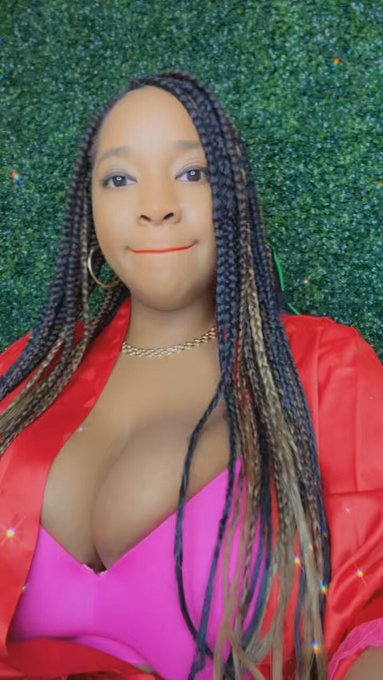 When you Taking me shopping? #busty #cutie https://t.co/bkFQaFPrbU<a href="/tag/busty"class="tags">#busty</a><a href="/tag/cutie"class="tags">#cutie</a>