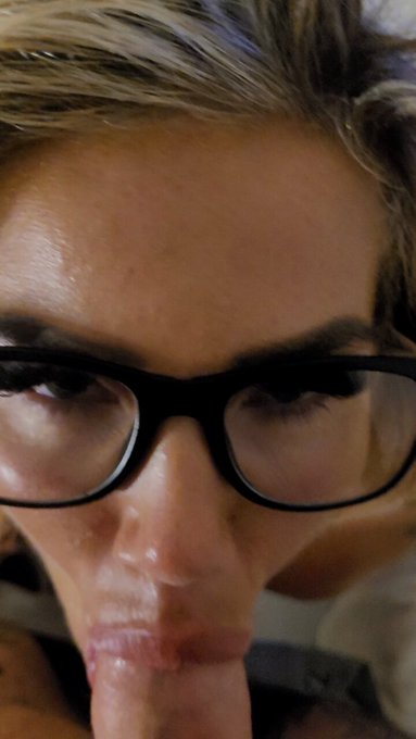 Annpearl’s pics and videos