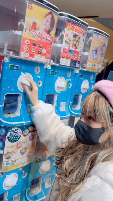 Twitterのコスプレ動画3
