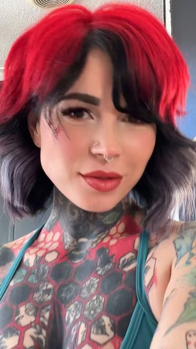 Hiii! Say it back! ❤️  Sorry I don&rsquo;t post on here much. I&rsquo;ll start trying to post more on here 💋 https://t