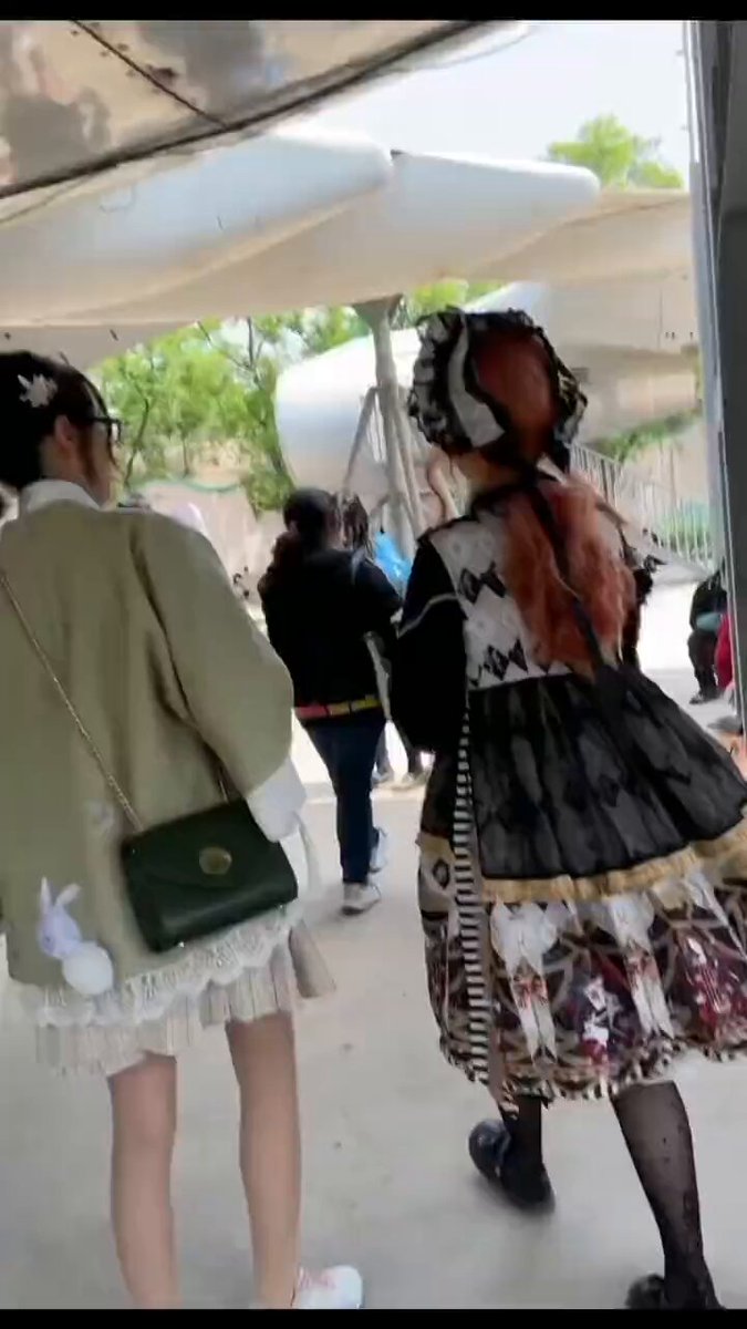 逆さ撮り パンチラ動画 表紙画像