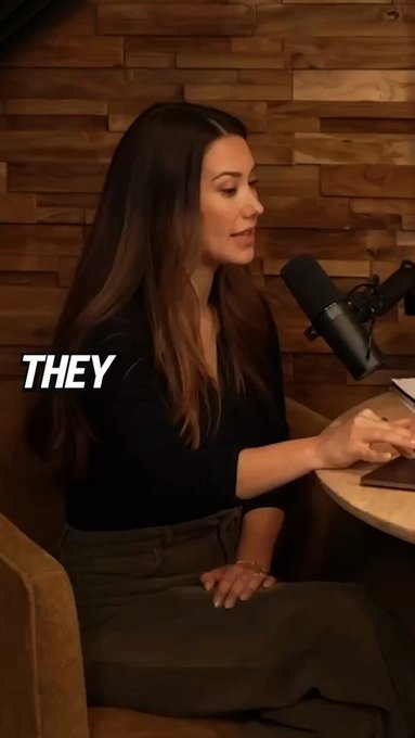 We're back baby and this one did not miss. Over 2 hours  and Abi Fernandini and I get into Panties, Motherhood