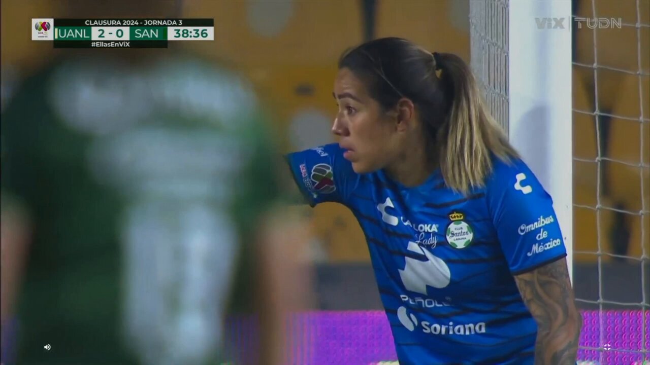 Centro al área que termina con el tercero de @TigresFemenil 🐯