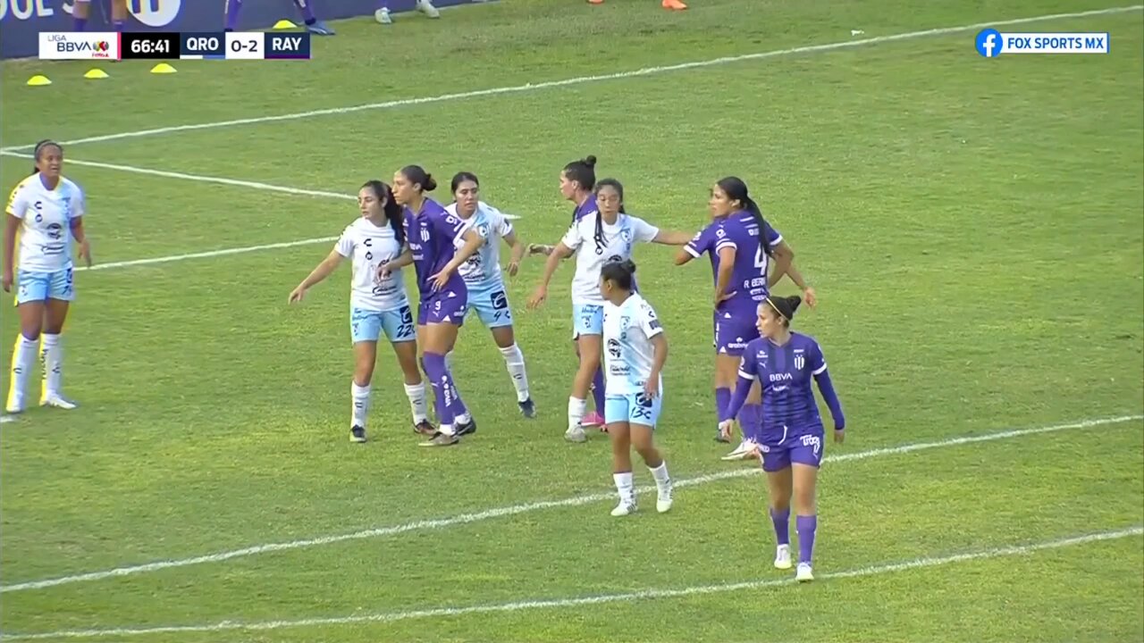 AUTOGOL 💥Con un centro peligroso ⚠️ de @nicolepj08, así cayó el tercer tanto de las @Rayadas 👊