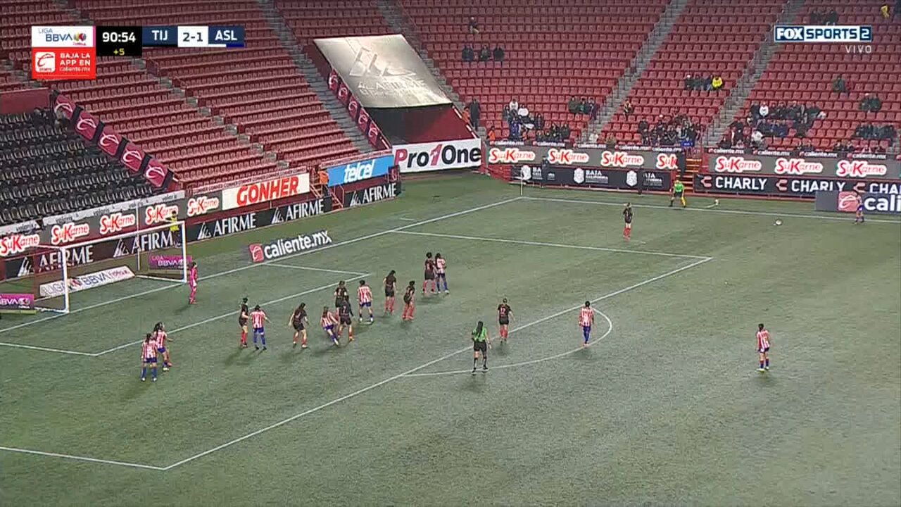 ¡SE EMPATÓ EL PARTIDO! ⚽️Karen Cano anota la igualada para el @AtletiDeSLPFem 🔴⚪️