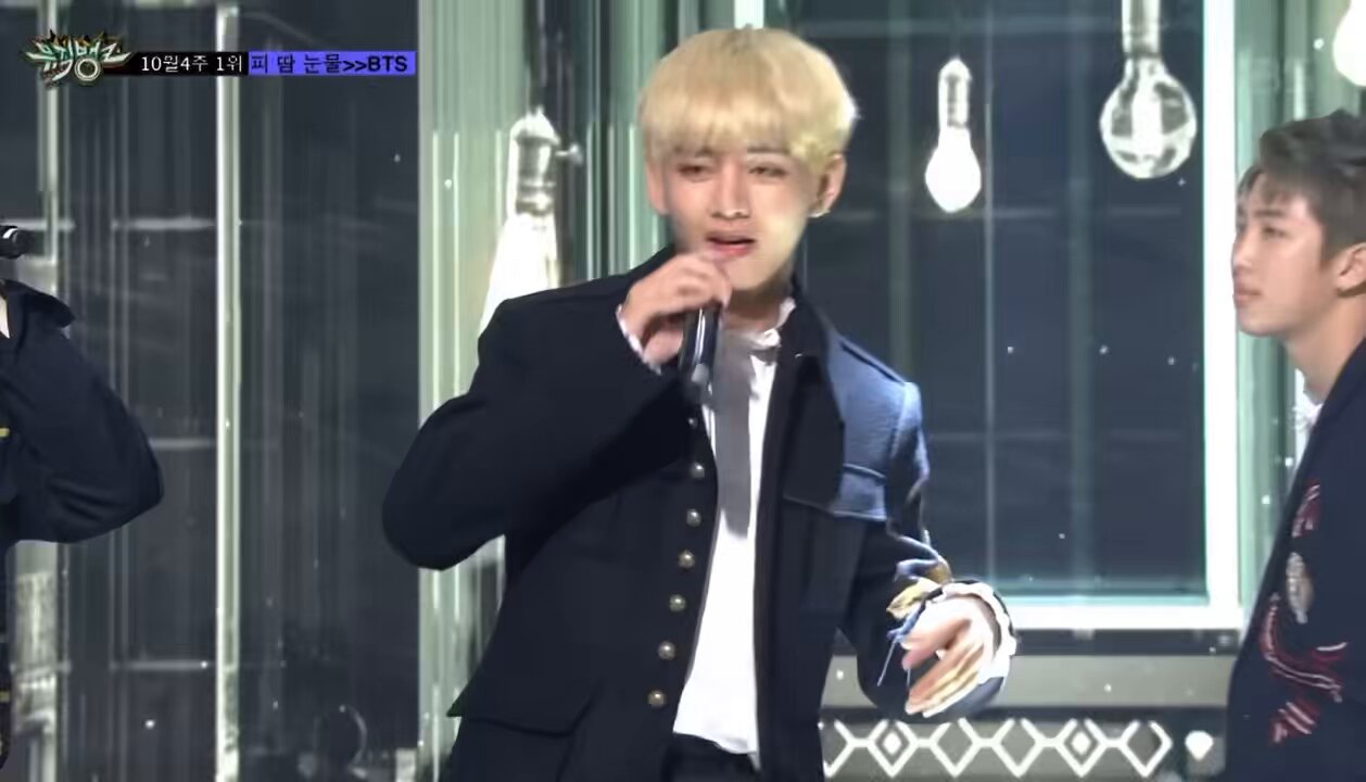 防弾少年団(BTS) - mei r.580x0