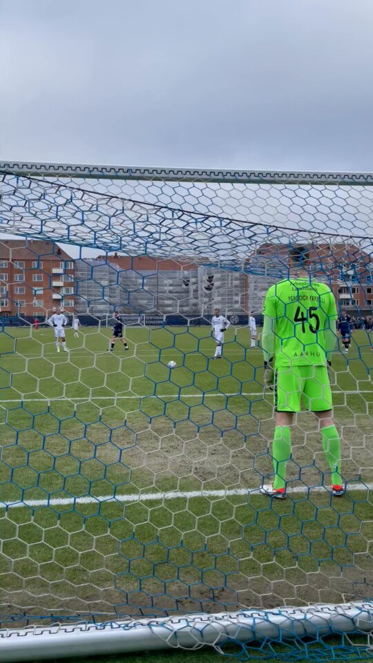 1-0 sat ind af Diogo på straffespark 🎯Se kampen her ⤵️📺 #sldk