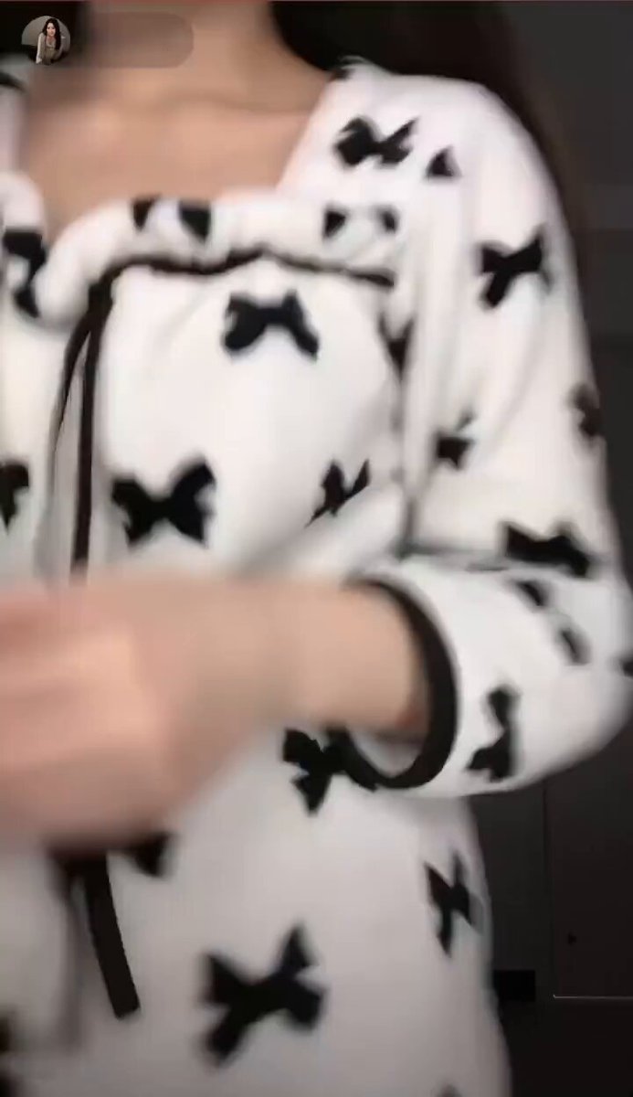 Video oleh @AprilSakurako