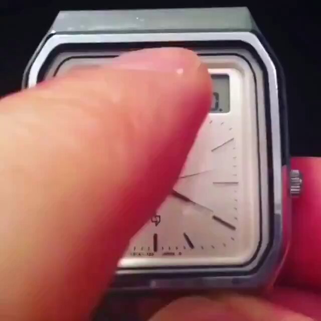 Trafficc on X: "The "Casio AT-552 Janus" brand watch with touch screen was  manufactured in 1984. https://t.co/MxRQrQ2TmC" / X