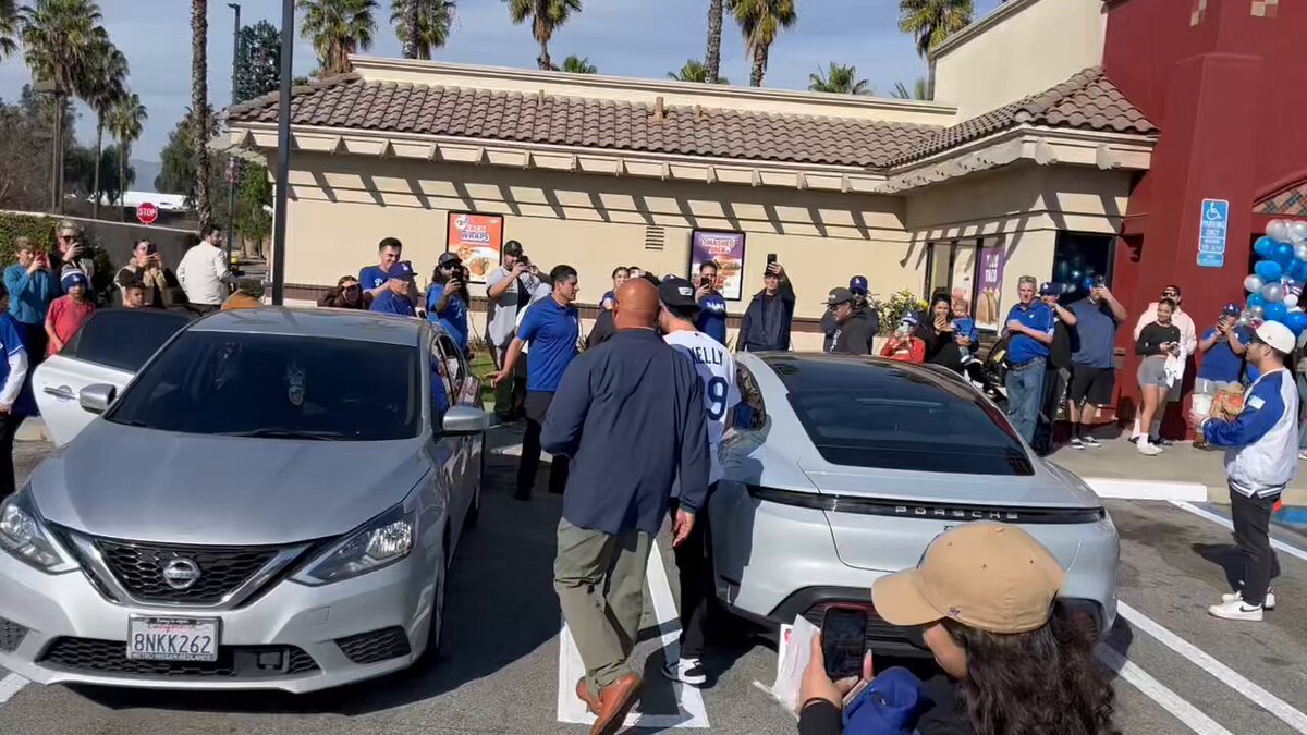 大谷翔平がプレゼントした ポルシェのナンバー 『DA39L17』 