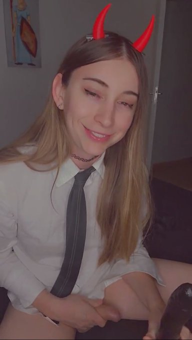 am I enough to seduce a straight guy?🥺 https://t.co/0smrPuE6Nf