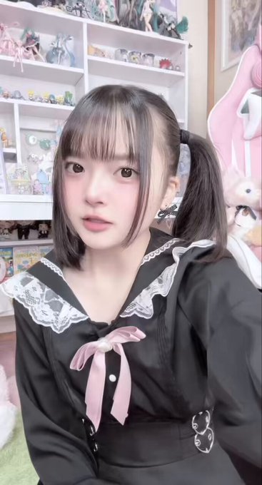 Twitterのコスプレ動画4