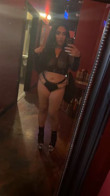 Hi bby https://t.co/sh1NMBLpeW<a href="/tag/florida"class="tags"><span>#florida</span></a><a href="/tag/tampa"class="tags"><span>#tampa</span></a><a href="/tag/stripper"class="tags"><span>#stripper</span></a><a href="/tag/largo"class="tags"><span>#largo</span></a><a href="/tag/seminole"class="tags"><span>#seminole</span></a>