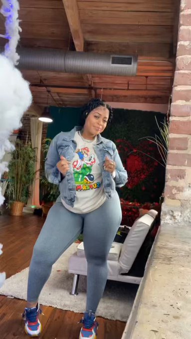 And is😌&hellip; https://t.co/oTOyRPN3Fg<a href="/tag/humpday"class="tags"><span>#humpday</span></a>