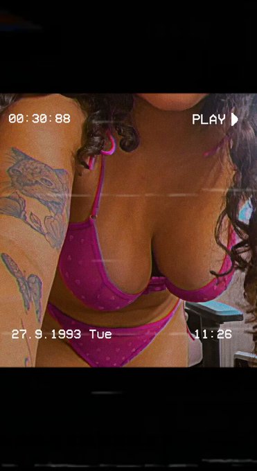 Valentine's Day promo❤️ 30%    https://t.co/d70czeAicm https://t.co/QSmEMegfW4<a href="/tag/curvy"class="tags"><span>#curvy</span></a><a href="/tag/gamergirl"class="tags"><span>#gamergirl</span></a><a href="/tag/onlyfans_girl"class="tags"><span>#onlyfans_girl</span></a>