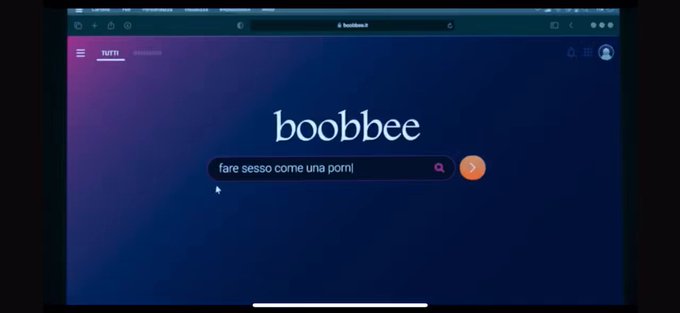 Hey I'm in a mainstream movie #pensatisexy on @PrimeVideoIT w/#ValentinaNappi &amp; #DianadelBufalo https://t<a href="/tag/pensatisexy"class="tags">#pensatisexy</a><a href="/tag/valentinanappi"class="tags"><span>#valentinanappi</span></a><a href="/tag/dianadelbufalo"class="tags"><span>#dianadelbufalo</span></a>