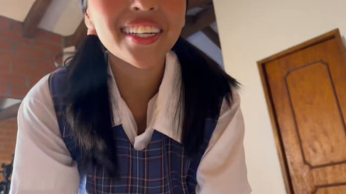 Ya me vieron? Me cojen después de salir de clases ???
https://t.co/6ACfosdEz6 https://t.co/ko62JZkEF
