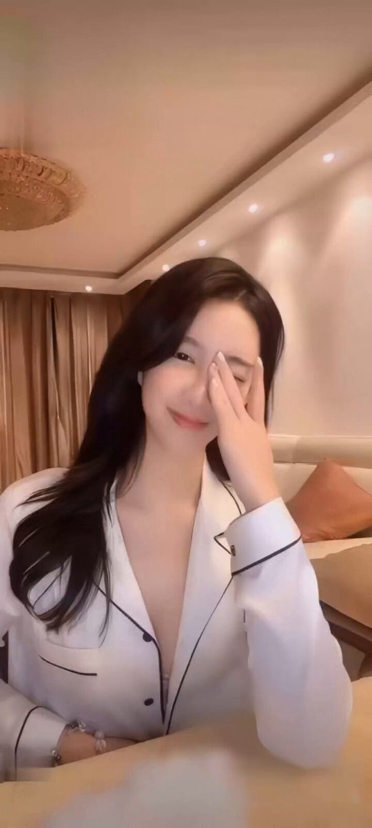 Video oleh @AprilSakurako