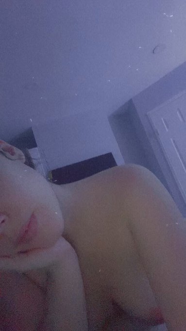 Te estoy esperando en mi only para que hablemos un poquito   https://t.co/rwORoYlzDT https://t.co/nv