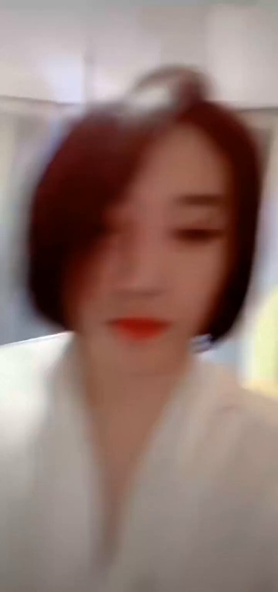 Video oleh @AprilSakurako