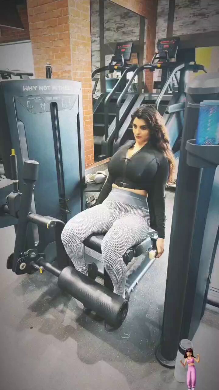 Fitness Motivation: Anveshi Jain Shares A New Workout Picture In A Tank Top  & Tight Fitting Jeggings, Fans Can't Stop Drooling
