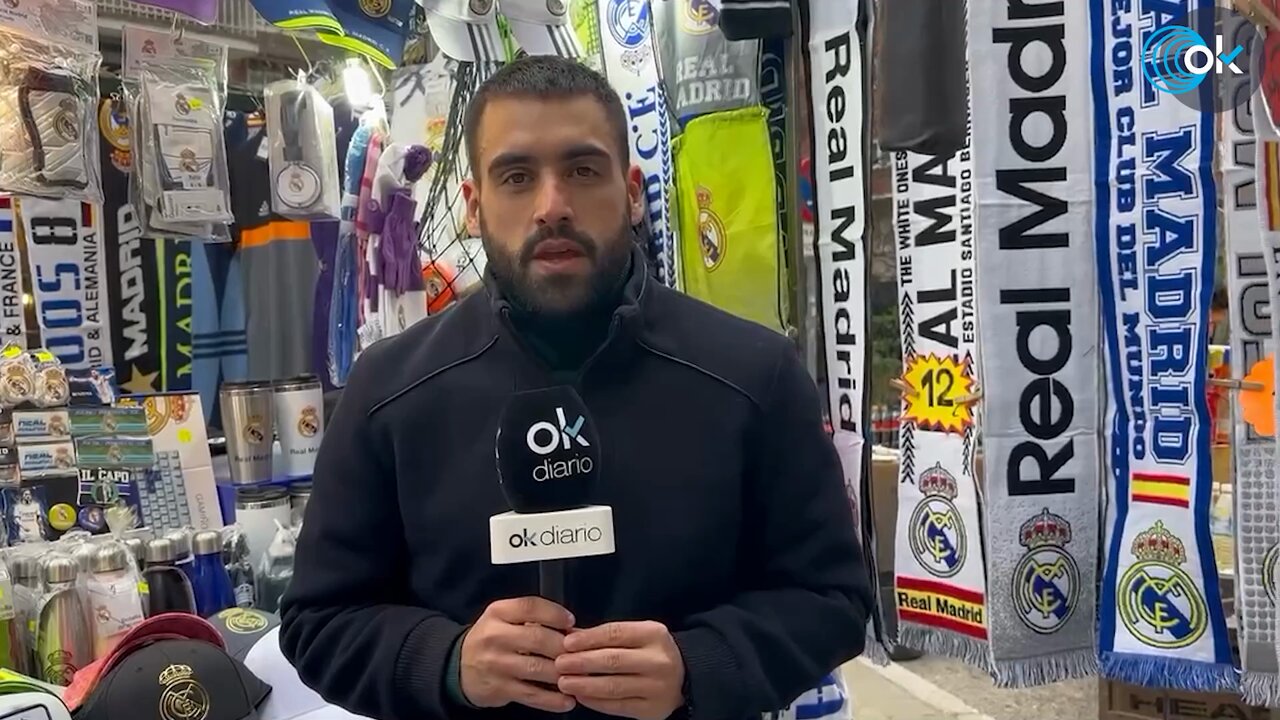 GOLPERU on X: ¡MUCHA EXPECTATIVA! Previo al duelo entre Real Madrid ⚪ y  Sevilla 🔴, en los exteriores del Santiago Bernabéu 🏟️ se vendían las  bufandas con el rostro de Kylian Mbappé