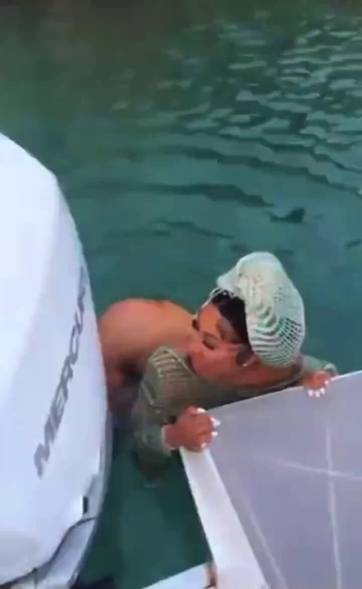 @WORLDSTARs video Tweet