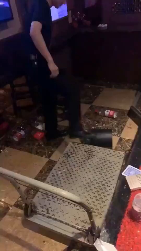 屁眼被操外翻    