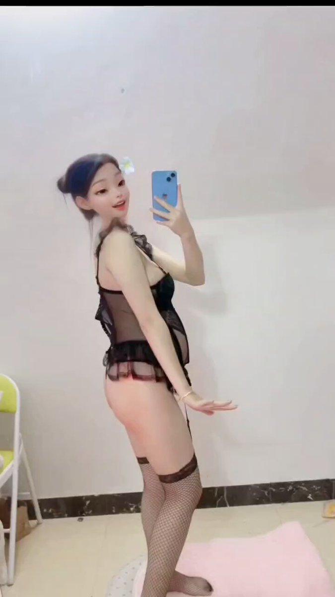 新衣服怎么样 https://t.co/lGDU2Csg8q