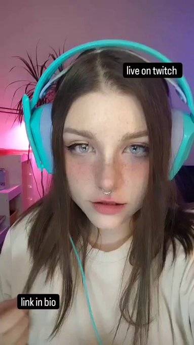 live on twitch :3 https://t.co/6tFKJrRYJF<a href="/tag/chaturbate"class="tags"><span>#chaturbate</span></a>