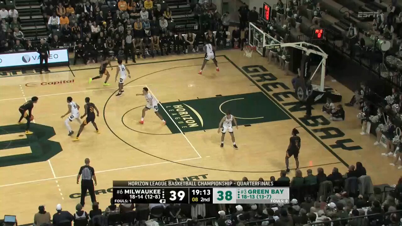 Wisconsin green 2024 bay basketball
