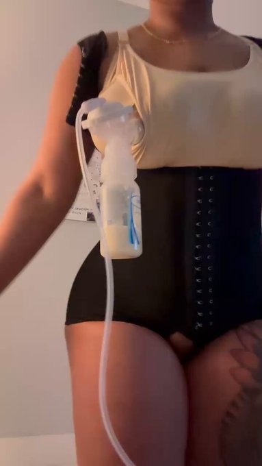 quieres leche 🥛🩷dm me https://t.co/UgpxJlaUcJ