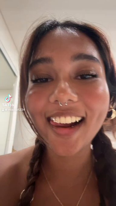 What would you do if you were here with me #Petite #desi https://t.co/ja0oQJMwlO<a href="/tag/petite"class="tags">#Petite</a><a href="/tag/desi"class="tags"><span>#desi</span></a>