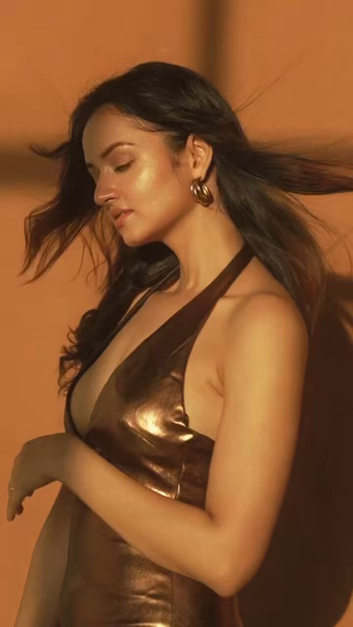@shanvisrivastavs video Tweet