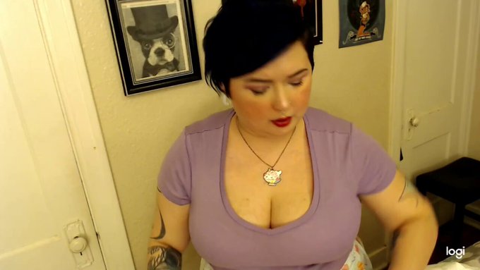 VID SOLD! Mommy BB changes diaper &amp; makes u cum 🔥 Check it out! https://t.co/haduH3IS9r #MVSales @manyvids<a href="/tag/mvsales"class="tags"><span>#mvsales</span></a>