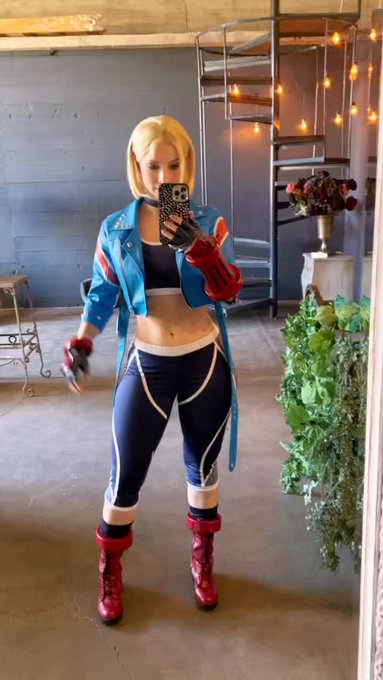 Today I'm cosplaying as Cammy at the last day of La Mole😙 https://t.co/EgYtEbxW85