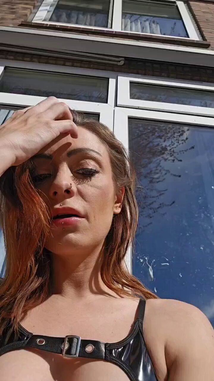 @ESSOCIAALs video Tweet