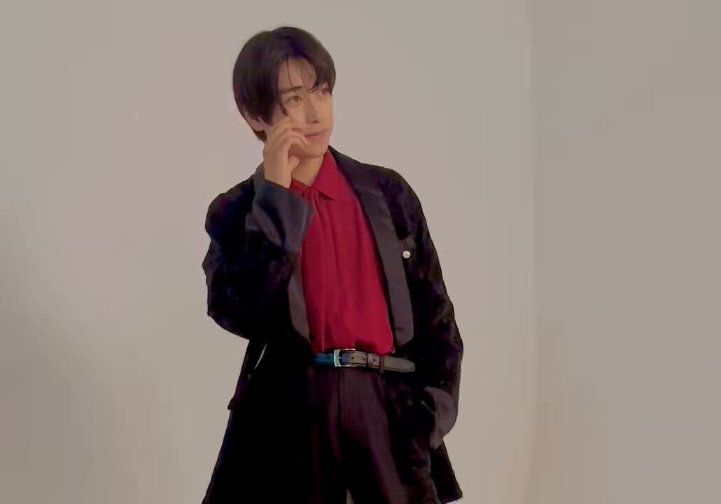 本島純政 アクスタ カレンダー ハンサム @junjunmj_0105's video