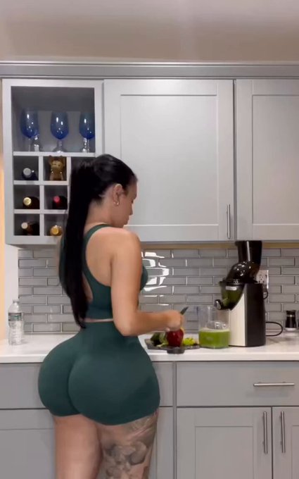 Would you try my juice ? 🧃 https://t.co/KLvvXAaGon