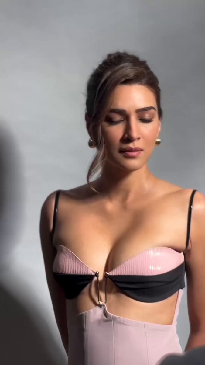 oTSdS93In4T1DsXP?format=jpg&name=medium