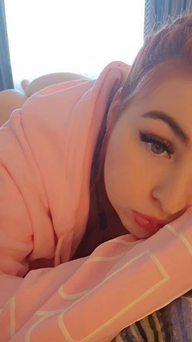 Snuggles?
https://t.co/bOLjEqnO4U https://t.co/B6Q1d4dIcB