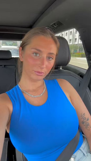 comment hi if I can send you more pix >.< https://t.co/6oSg1ziC51