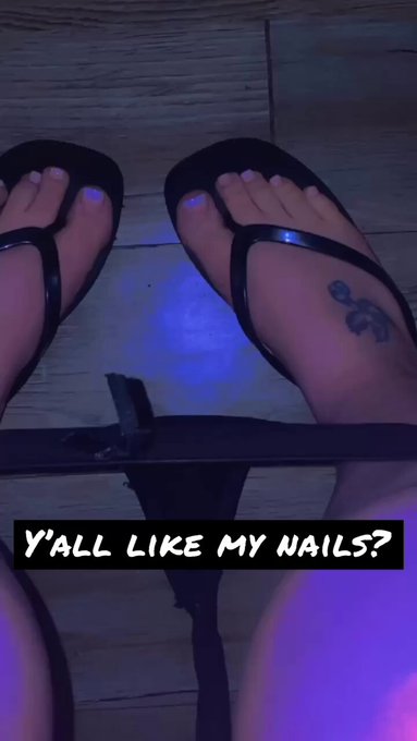 Pretty and pink, just like my 🫢💅🏼 https://t.co/LdFsVK52uu<a href="/tag/ceilingchallenge"class="tags"><span>#ceilingchallenge</span></a><a href="/tag/ceilingchallengebbw"class="tags"><span>#ceilingchallengebbw</span></a>