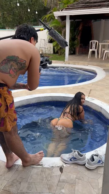 Te gusta como rebota?   #pelajemix #rebota #guaynaa #outdoors https://t.co/XqLpeIUsnr<a href="/tag/pelajemix"class="tags">#pelajemix</a><a href="/tag/rebota"class="tags">#rebota</a><a href="/tag/guaynaa"class="tags">#guaynaa</a><a href="/tag/outdoors"class="tags"><span>#outdoors</span></a>