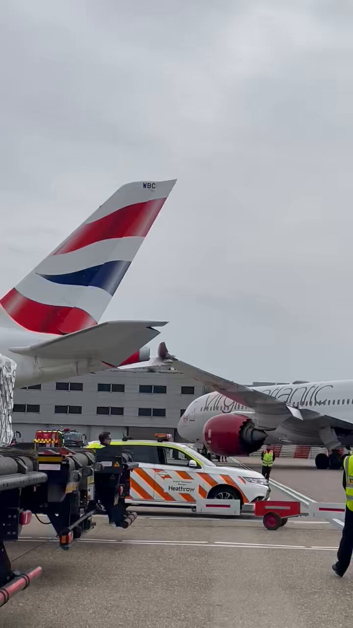 ヴァージンアトランティック A350-1000　ロンドンヒースロー空港 ヴァージン・アトランティック航空 Airbus A350-1000 G-VPRD