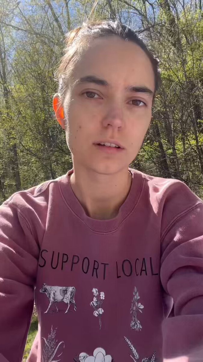 Annika Fox - captivating video still