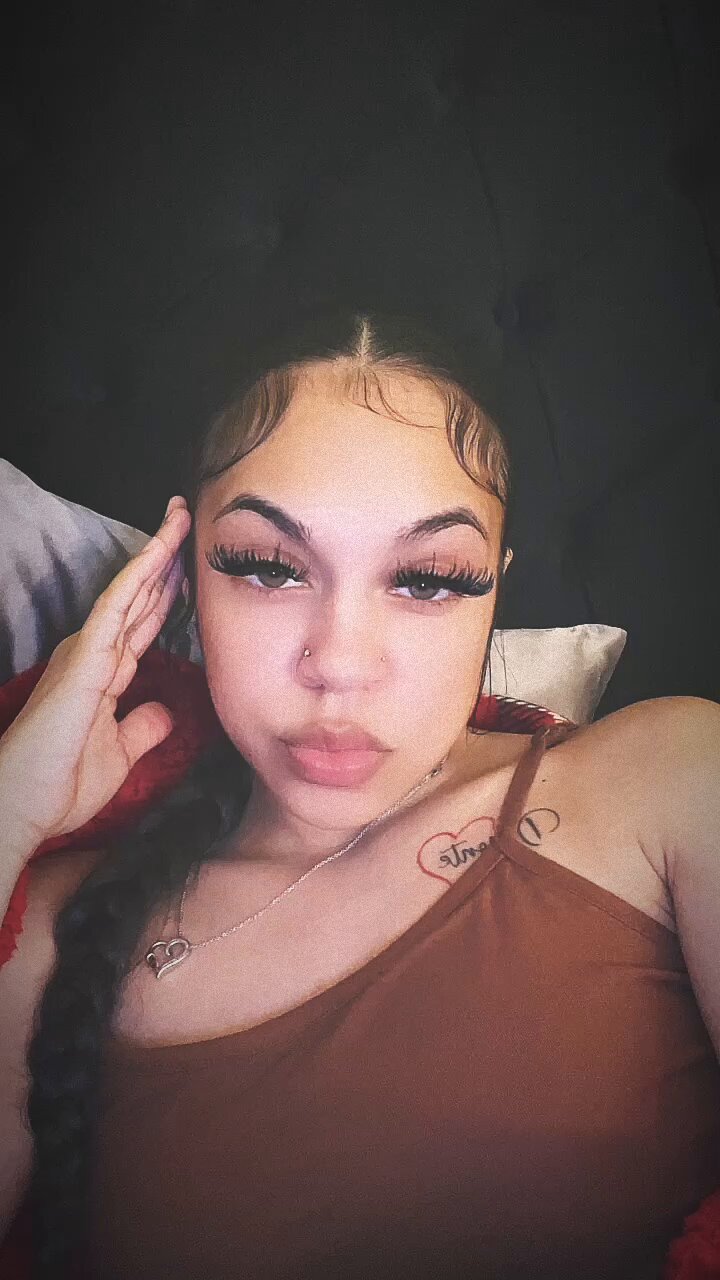 Lil'Mama💟 (@QveenPinBellss) / X