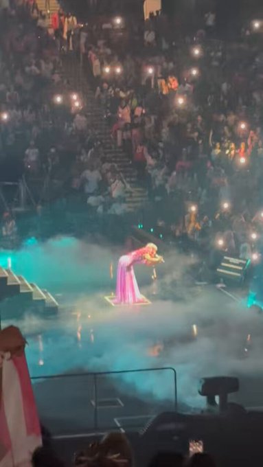 @NICKIMINAJ is #1 y&rsquo;all go argue over  top 4 #GagCityBrooklyn #SOLDOUTMINAJ https://t.co/5sZ55kyzJ7<a class="tags" href="/tag/nickiminaj">@nickiminaj</a><a href="/tag/gagcitybrooklyn"class="tags">#GagCityBrooklyn</a><a href="/tag/soldoutminaj"class="tags"><span>#soldoutminaj</span></a>