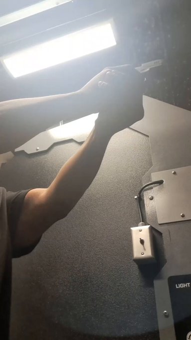 Bussing 🤷🏿&zwj;♂️👀 https://t.co/CKhLnWEBCJ<a href="/tag/betawards"class="tags"><span>#betawards</span></a>