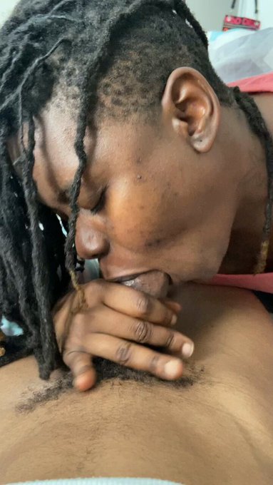 She Pose To Be Watching Tv  #slobonmetop #suckonme #slurpee #mustwatch #headgoddess https://t.co/9a1<a href="/tag/slobonmetop"class="tags">#slobonmetop</a><a href="/tag/suckonme"class="tags">#suckonme</a><a href="/tag/mustwatch"class="tags"><span>#mustwatch</span></a><a href="/tag/slurpee"class="tags"><span>#slurpee</span></a><a href="/tag/headgoddess"class="tags"><span>#headgoddess</span></a>